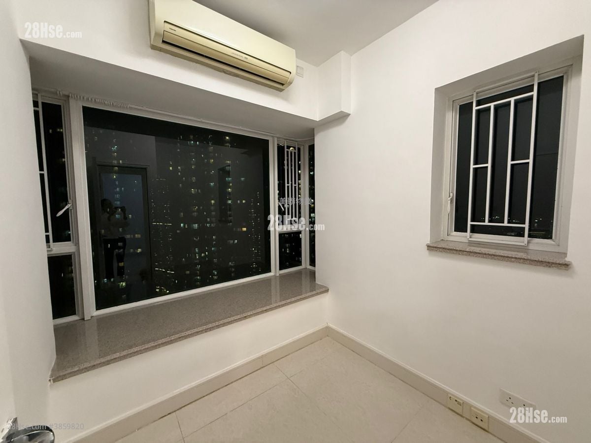 La Splendeur Of Le Prestige Sell 3 Bedrooms , 2 Bathrooms 676 ft²