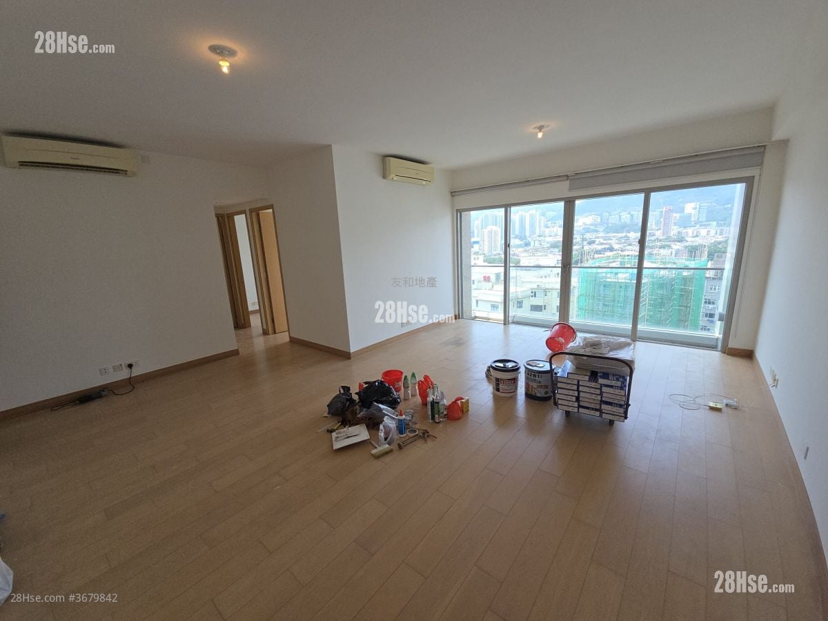 Kadoorie Hill Rental 3 Bedrooms , 2 Bathrooms 1,104 ft²