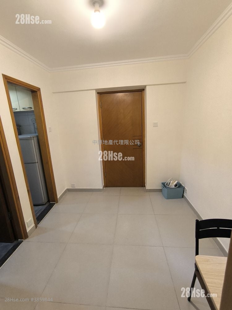 Jade Plaza Rental 2 Bedrooms , 1 Bathroom 262 ft²
