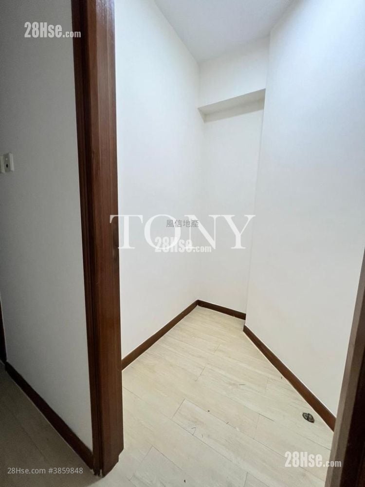 Honor Villa Sell 3 Bedrooms , 2 Bathrooms 681 ft²