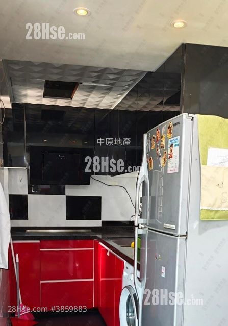 蔚翠花园 售盘 3 房 , 2 浴室 716 平方尺