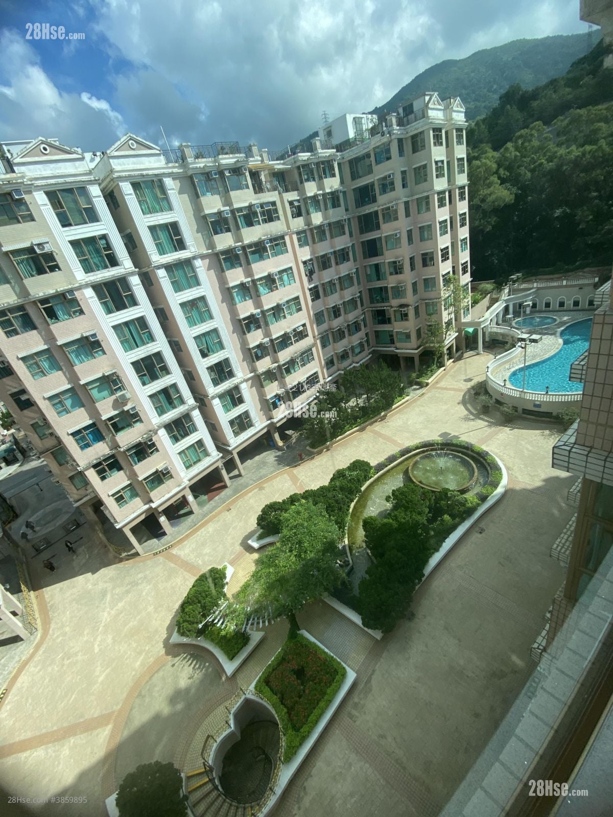 Classical Gardens Rental 3 Bedrooms 837 ft²