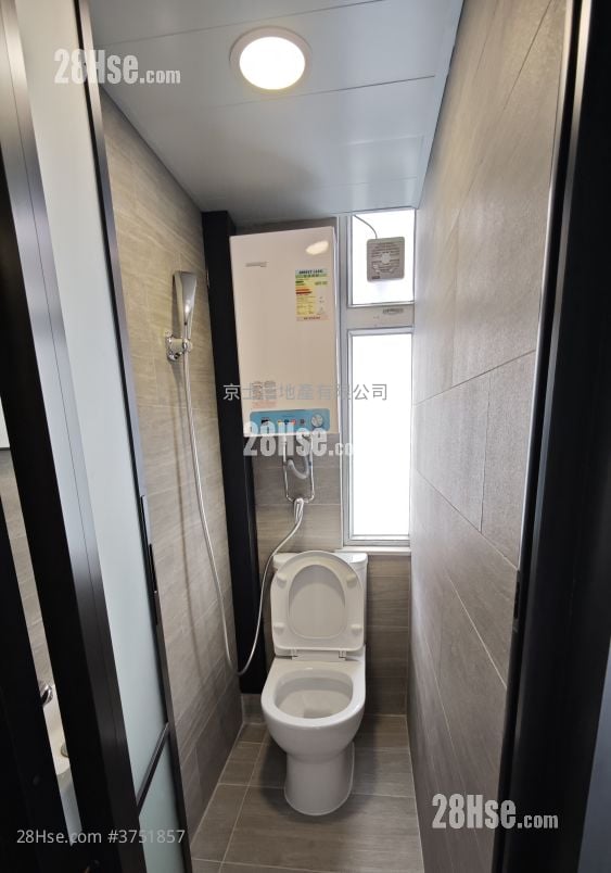 Chinese Mansion Rental 1 Bedroom , 1 Bathroom 110 ft²