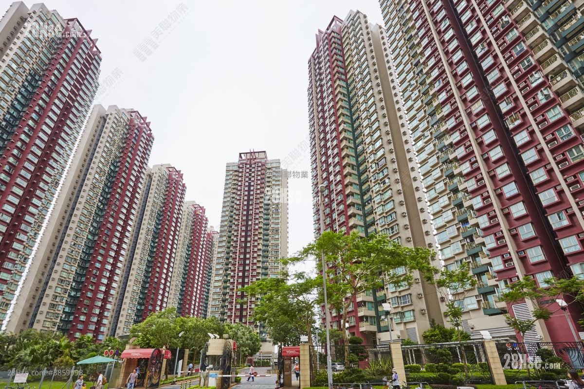 Yoho Town Sell 2 Bedrooms 393 ft²