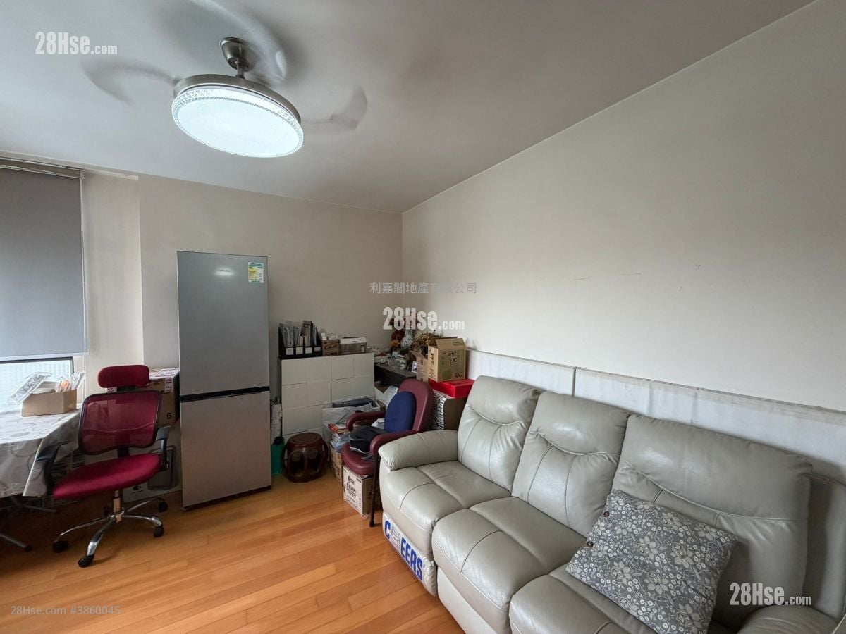 Bayview Garden Sell 3 Bedrooms , 2 Bathrooms 708 ft²