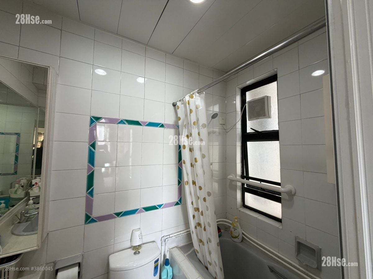 Bayview Garden Sell 3 Bedrooms , 2 Bathrooms 708 ft²