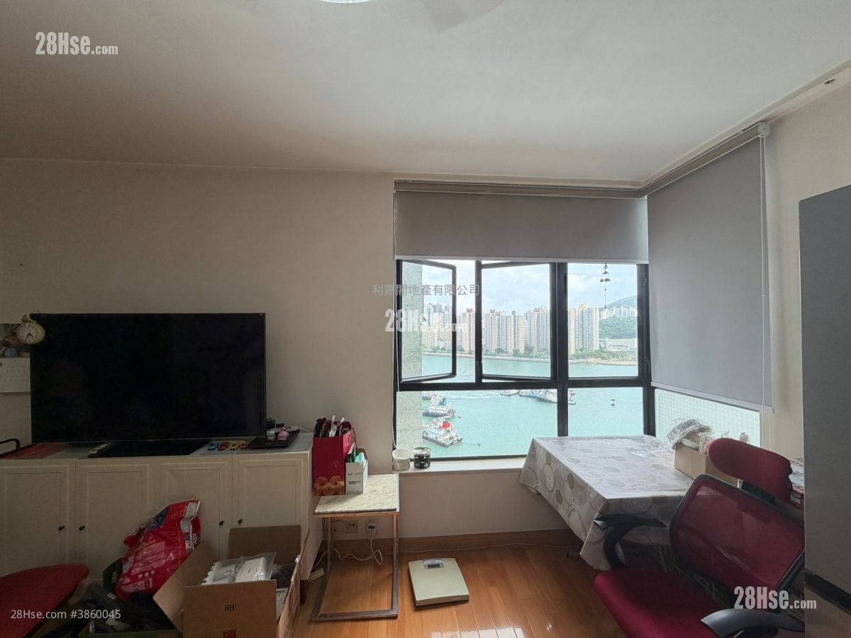 Bayview Garden Sell 3 Bedrooms , 2 Bathrooms 708 ft²