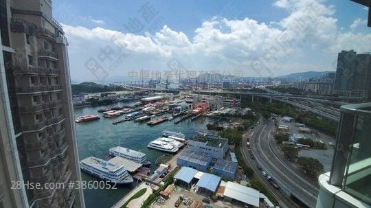 Grand Victoria Rental 320 ft²