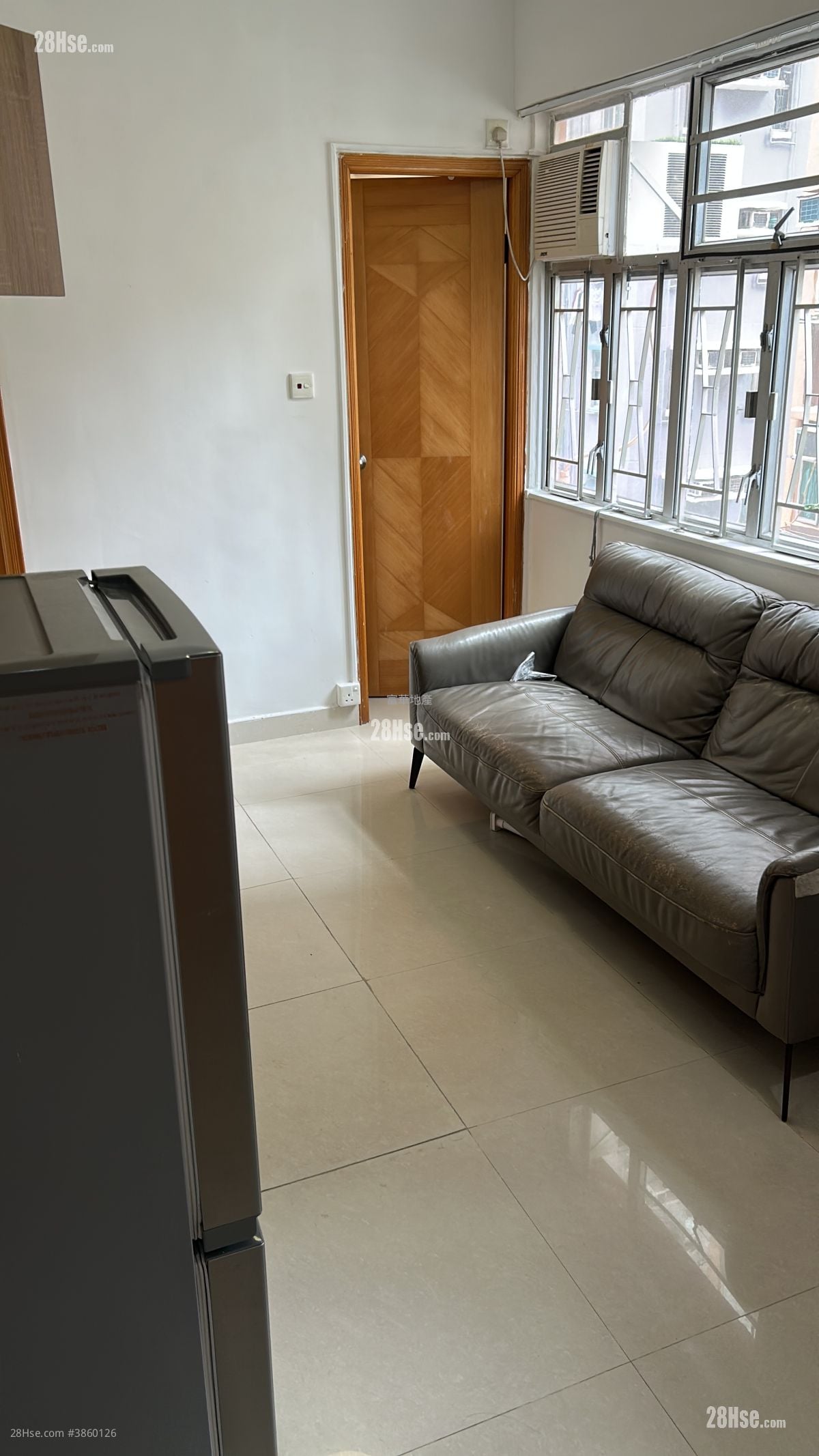 Melbourne Building Rental 288 ft²