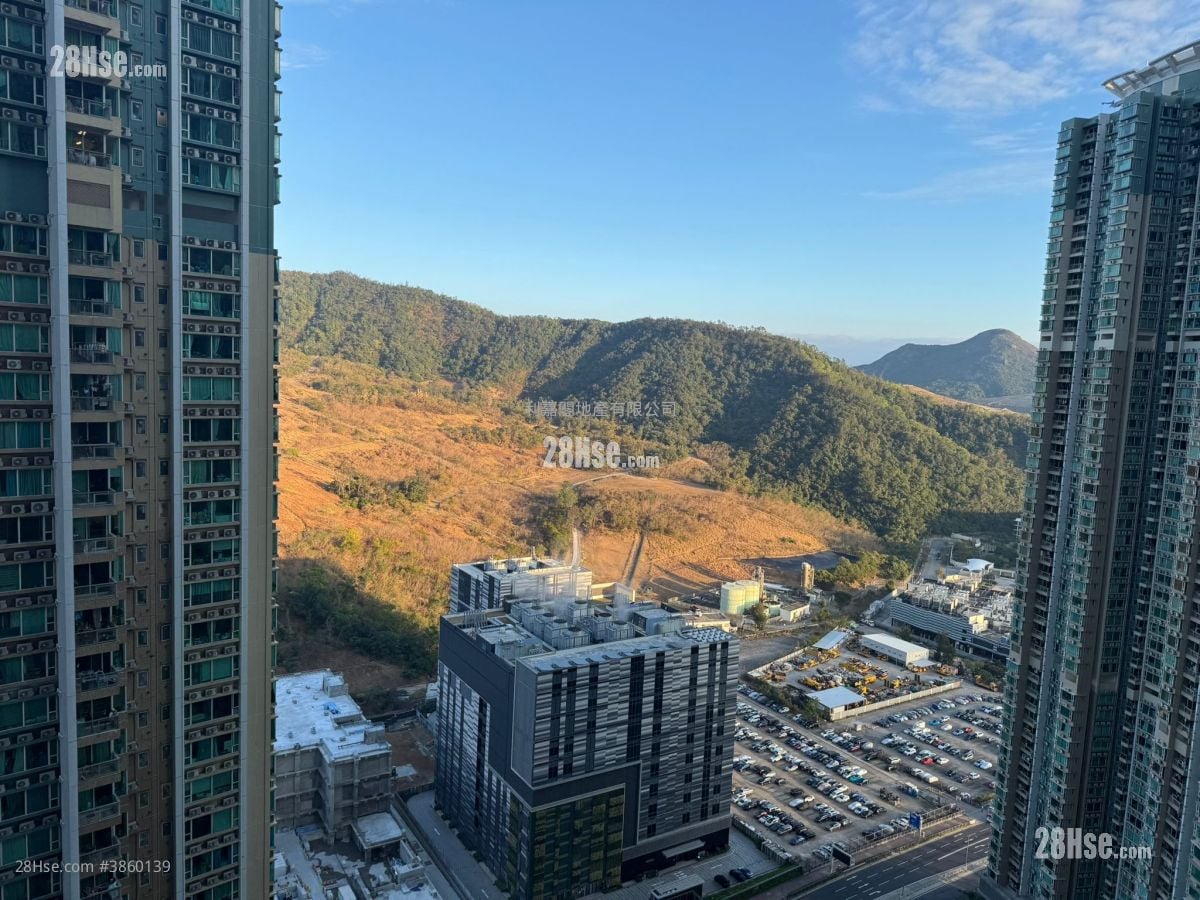領峰 售盤 3 房 673 平方呎