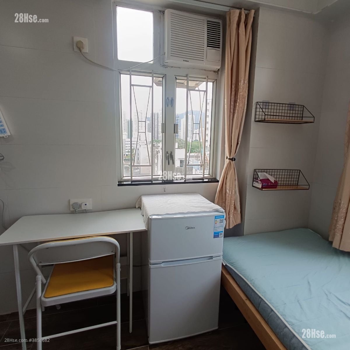 Wing Cheung Building Rental Studio , 1 Bathroom 140 ft²