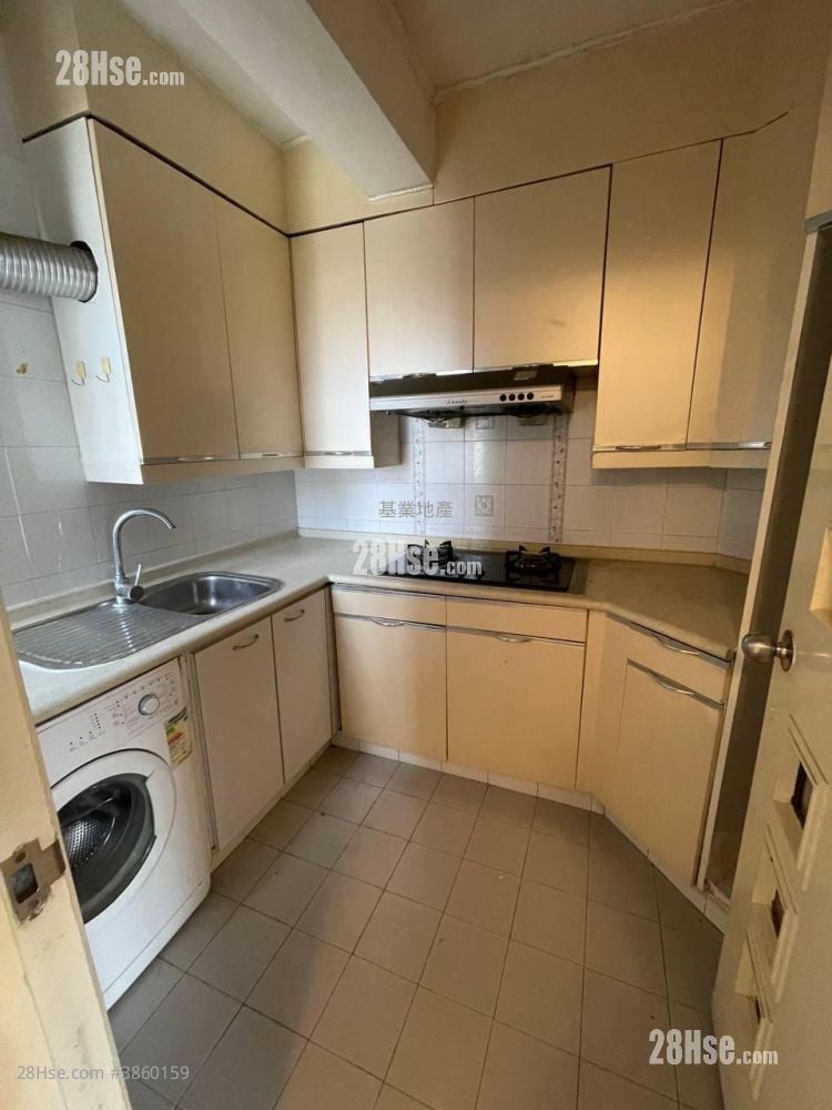Kingswood Villas Rental 3 Bedrooms , 1 Bathroom 547 ft²