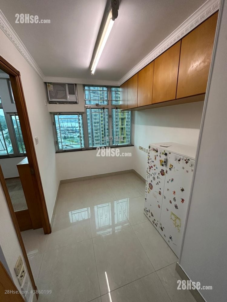 Cheung On Estate Sell 2 Bedrooms , 1 Bathroom 443 ft²