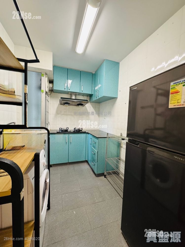 Lei King Wan Rental 3 Bedrooms , 1 Bathroom 540 ft²