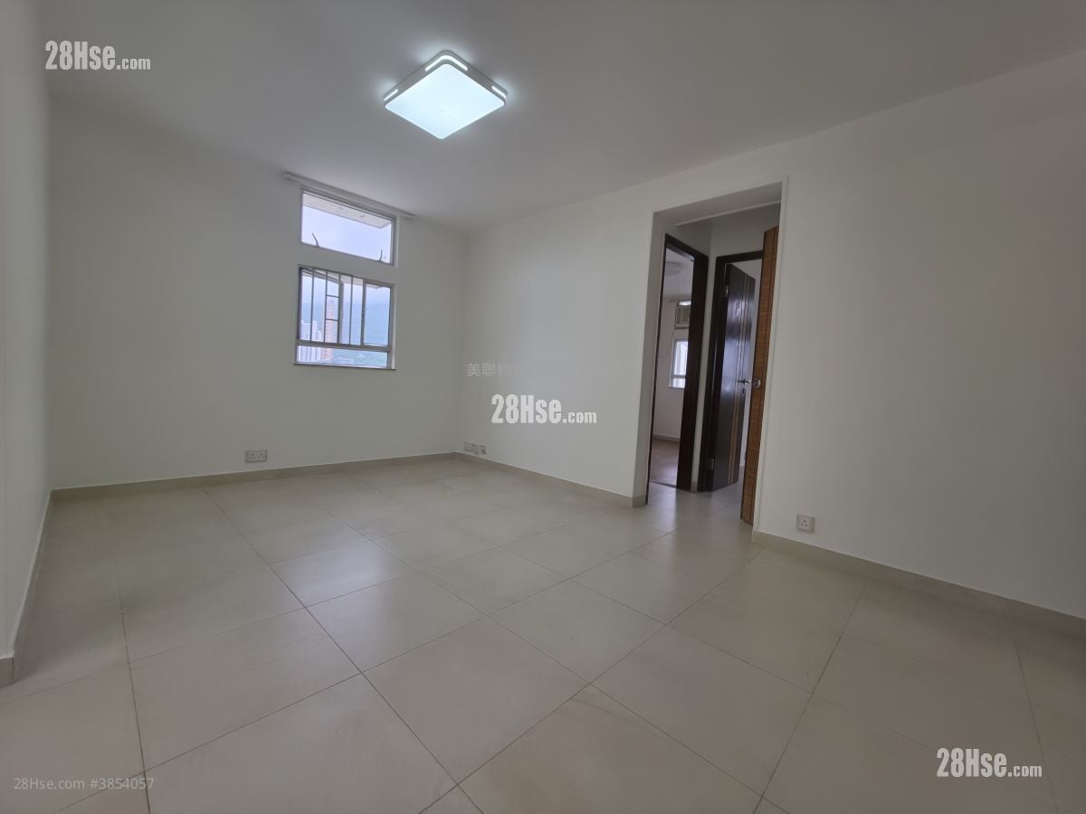 Ching Tai Court Rental 3 Bedrooms , 1 Bathroom 645 ft²