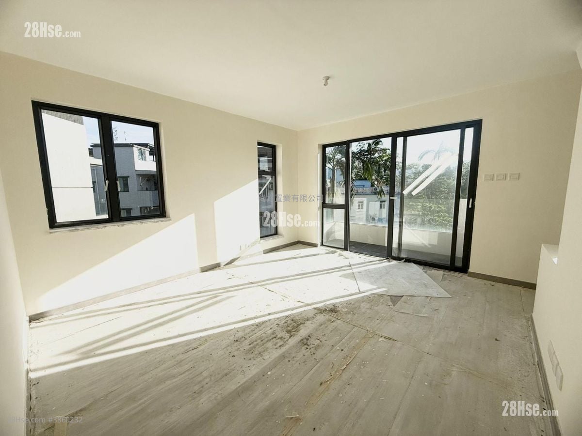 Village Sell 3 Bedrooms , 1 Bathroom 1,300 ft²