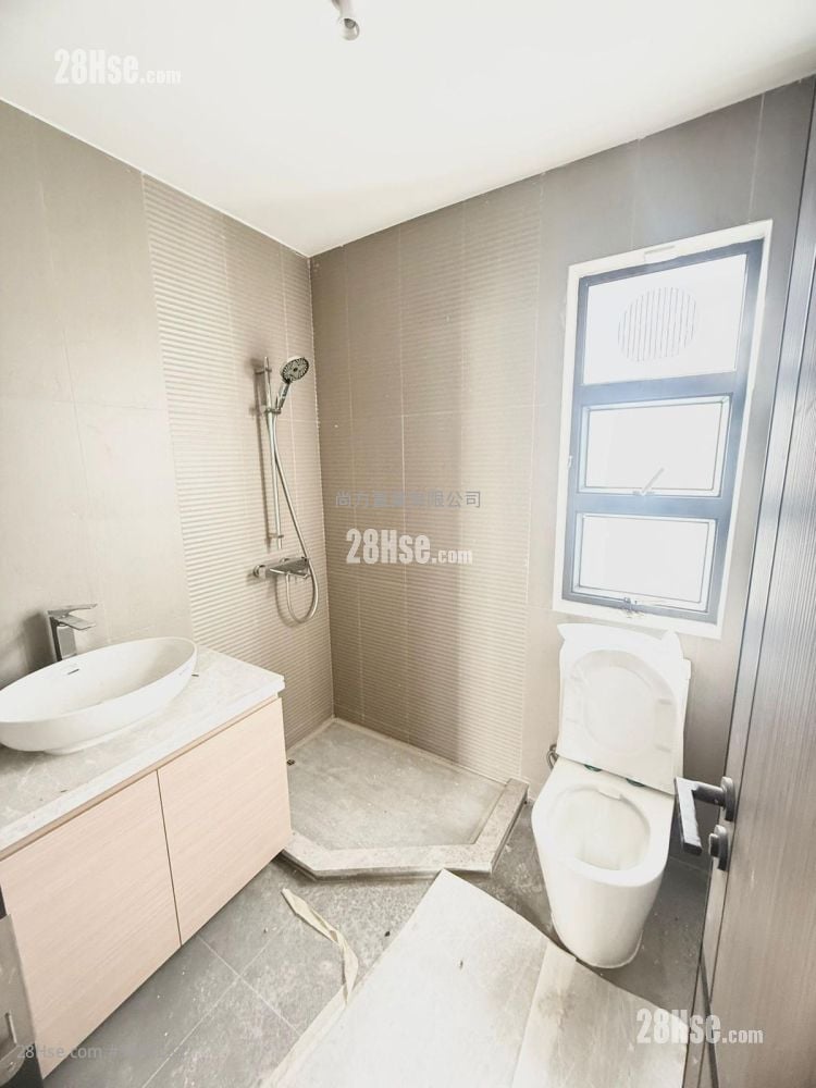 Village Sell 3 Bedrooms , 1 Bathroom 1,300 ft²