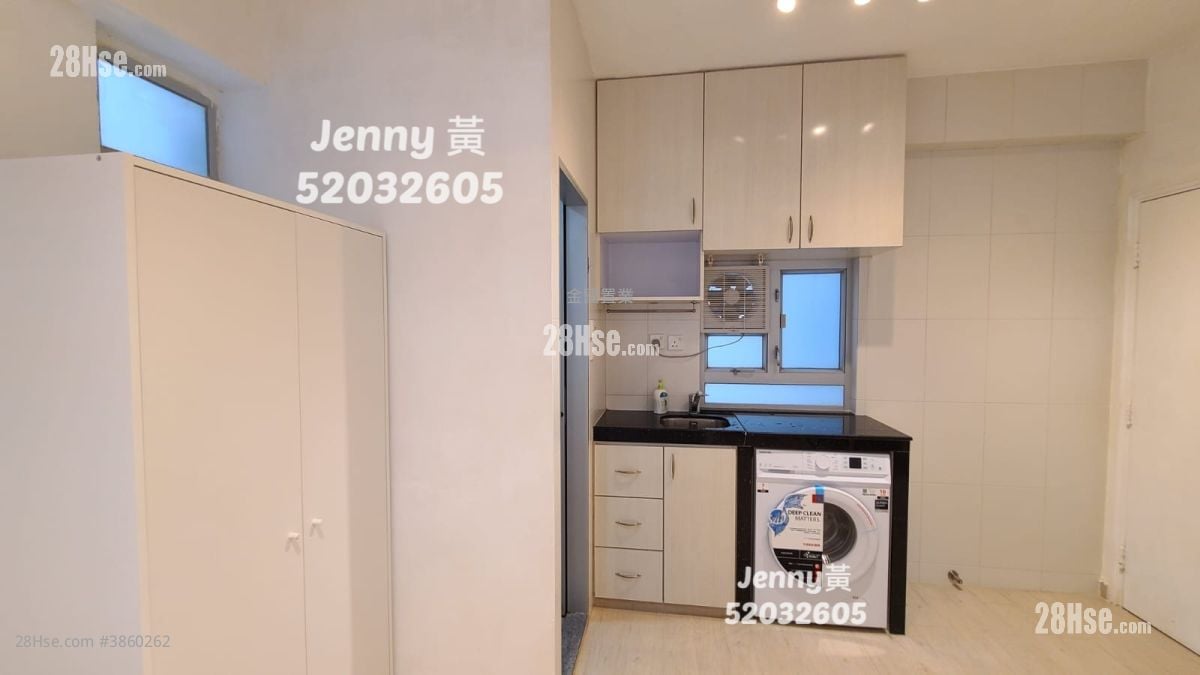Po Wah Building Sell Studio , 1 Bathroom 193 ft²