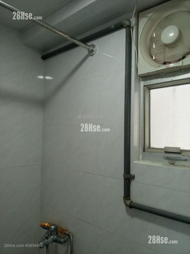 Hong Fai Building Rental 2 Bedrooms , 1 Bathroom 271 ft²