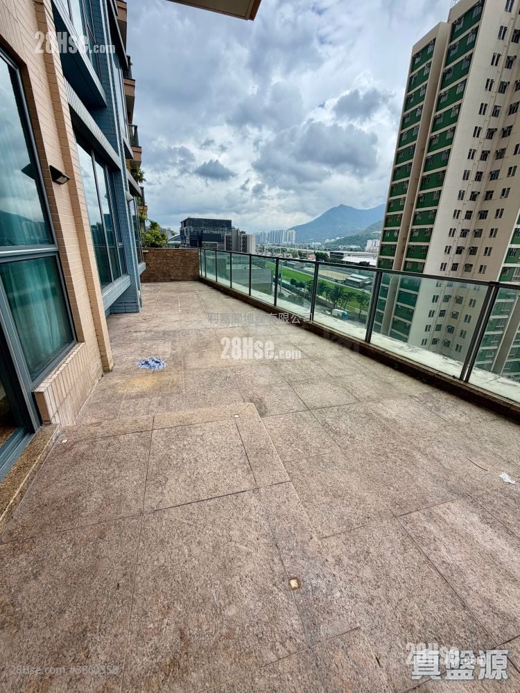 The Palazzo Rental 3 Bedrooms , 2 Bathrooms 913 ft²