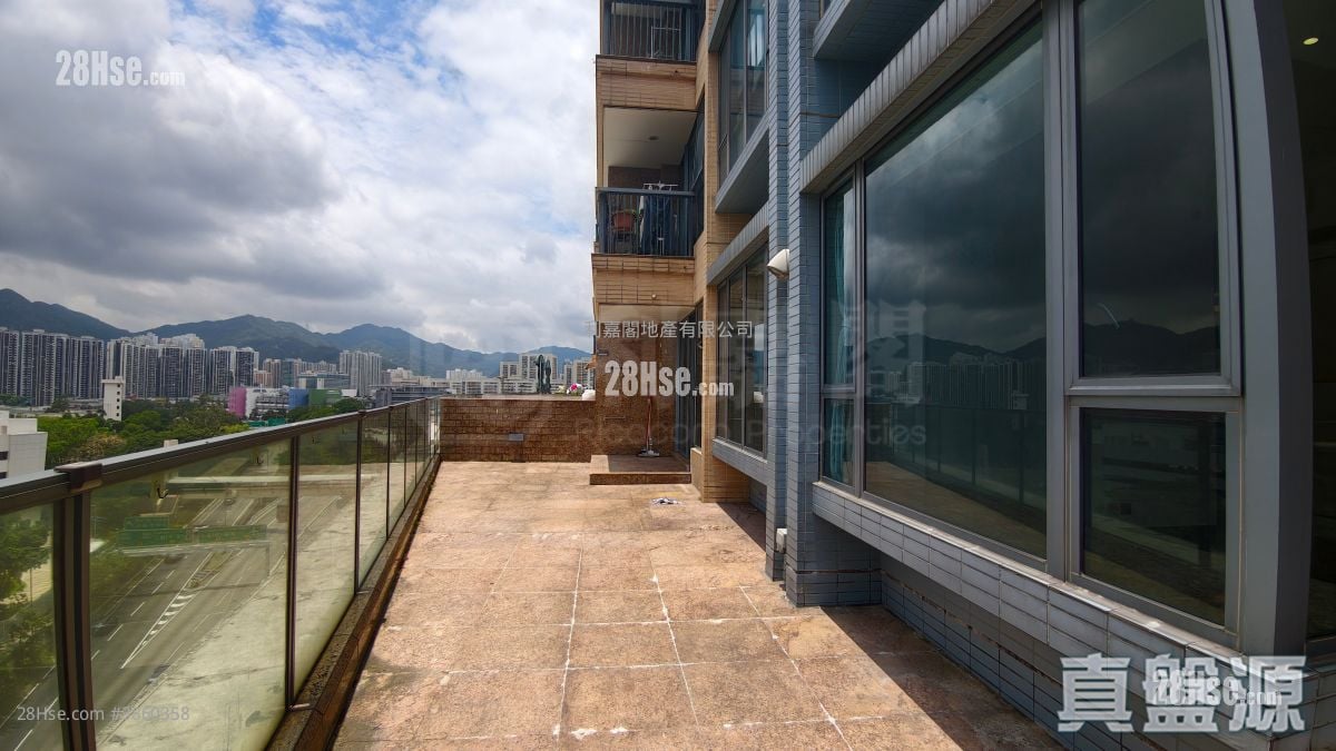 The Palazzo Rental 3 Bedrooms , 2 Bathrooms 913 ft²