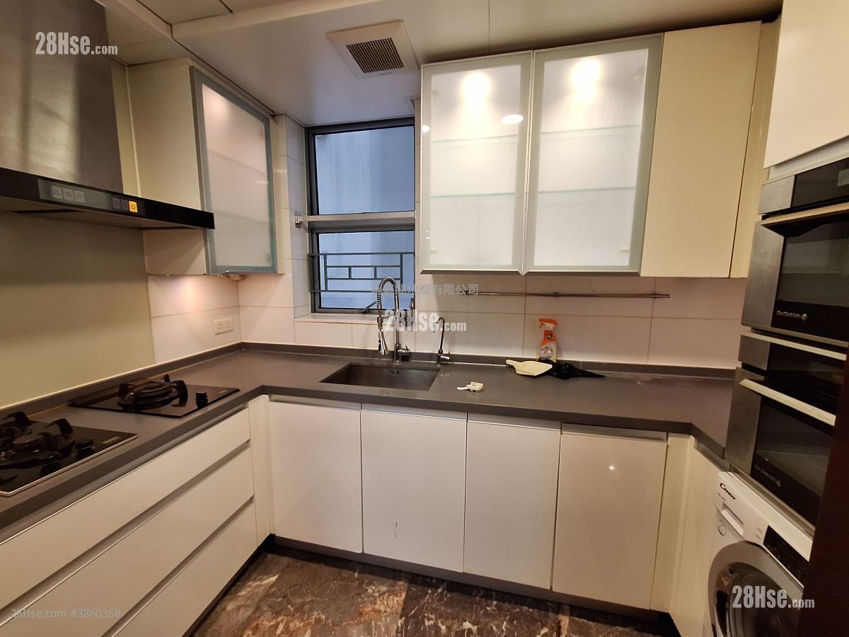 The Palazzo Rental 3 Bedrooms , 2 Bathrooms 913 ft²