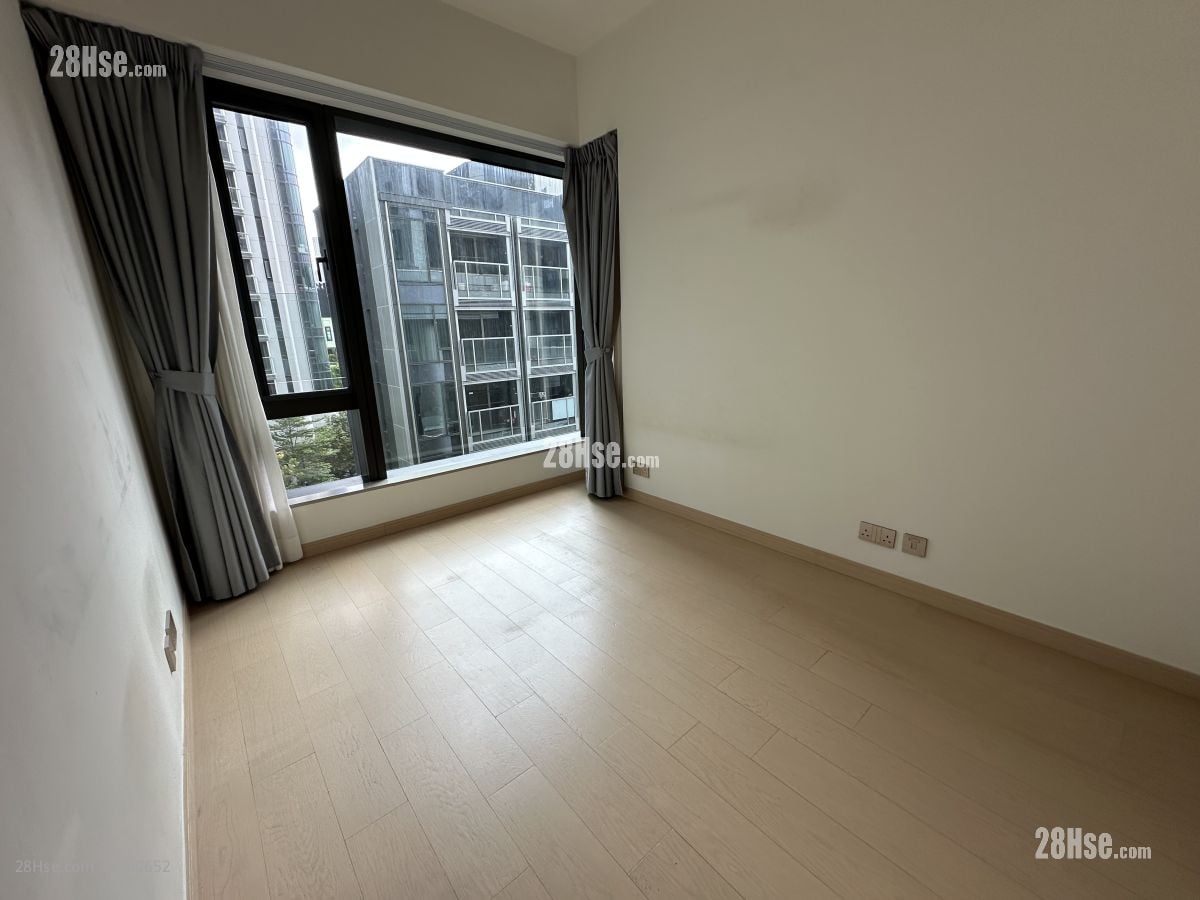 K. Summit Rental 2 Bedrooms , 1 Bathroom 519 ft²