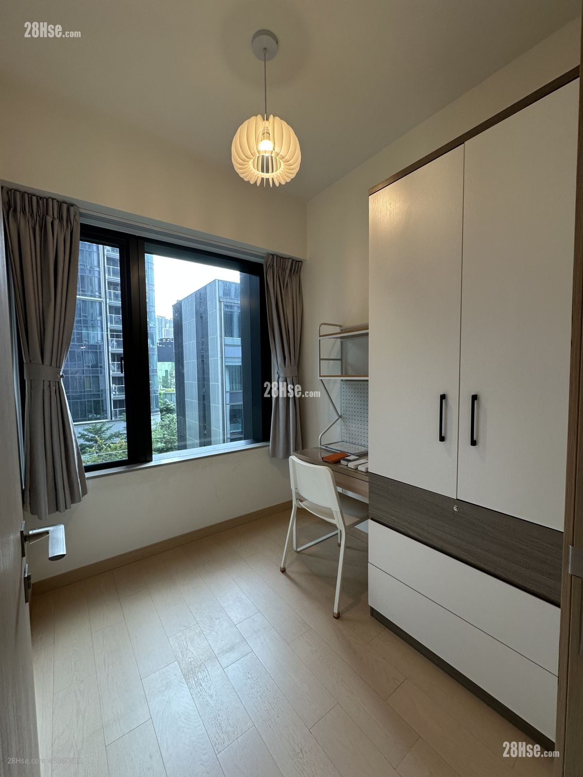 K. Summit Rental 2 Bedrooms , 1 Bathroom 519 ft²