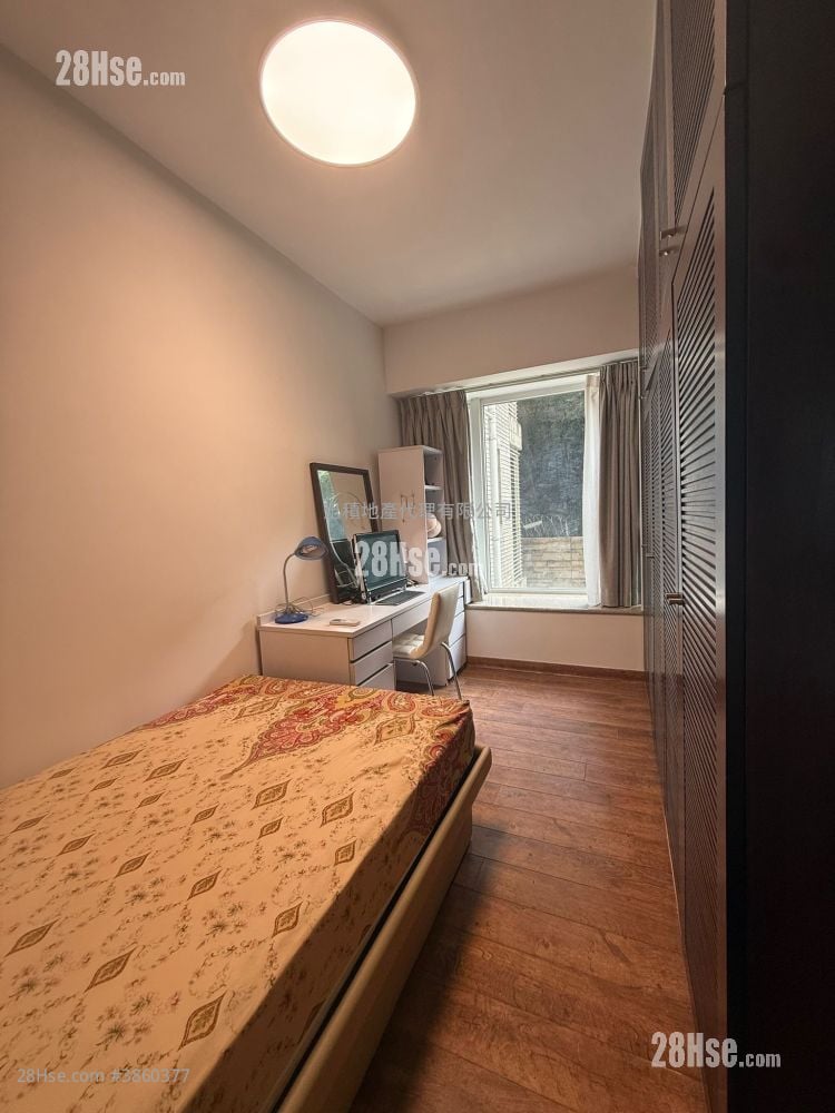 One Beacon Hill Rental 4 Bedrooms , 3 Bathrooms 1,495 ft²