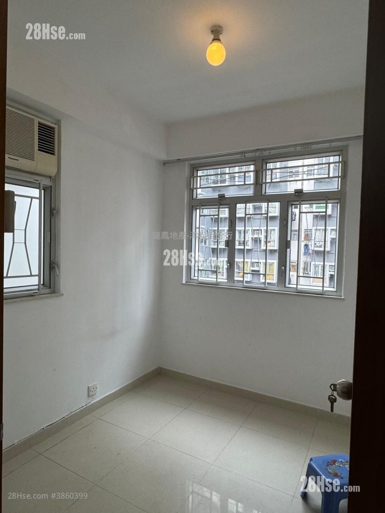 Fu Tor Loy Sun Chuen Rental 2 Bedrooms , 1 Bathroom 271 ft²