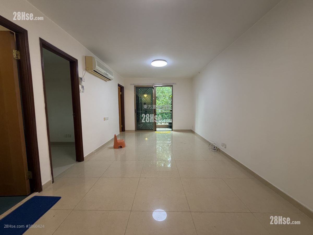Village Rental 3 Bedrooms , 2 Bathrooms 700 ft²