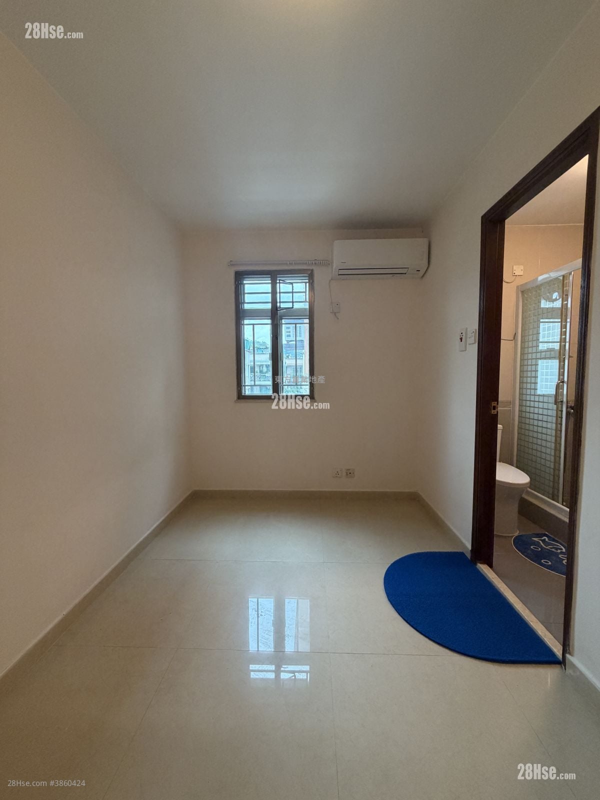 Village Rental 3 Bedrooms , 2 Bathrooms 700 ft²