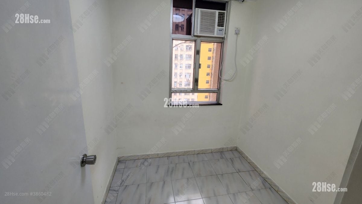 Lung Poon Court Rental 1 Bedroom , 1 Bathroom 353 ft²