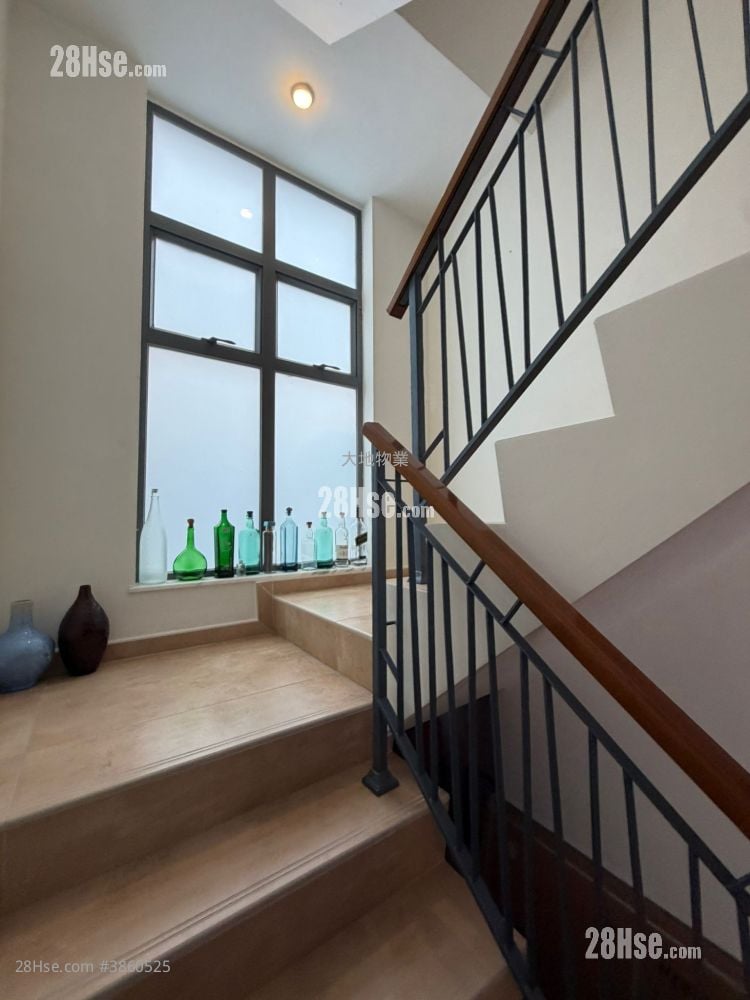 Shui Lau Tin Tsuen Rental 4 Bedrooms , 4 Bathrooms 2,100 ft²