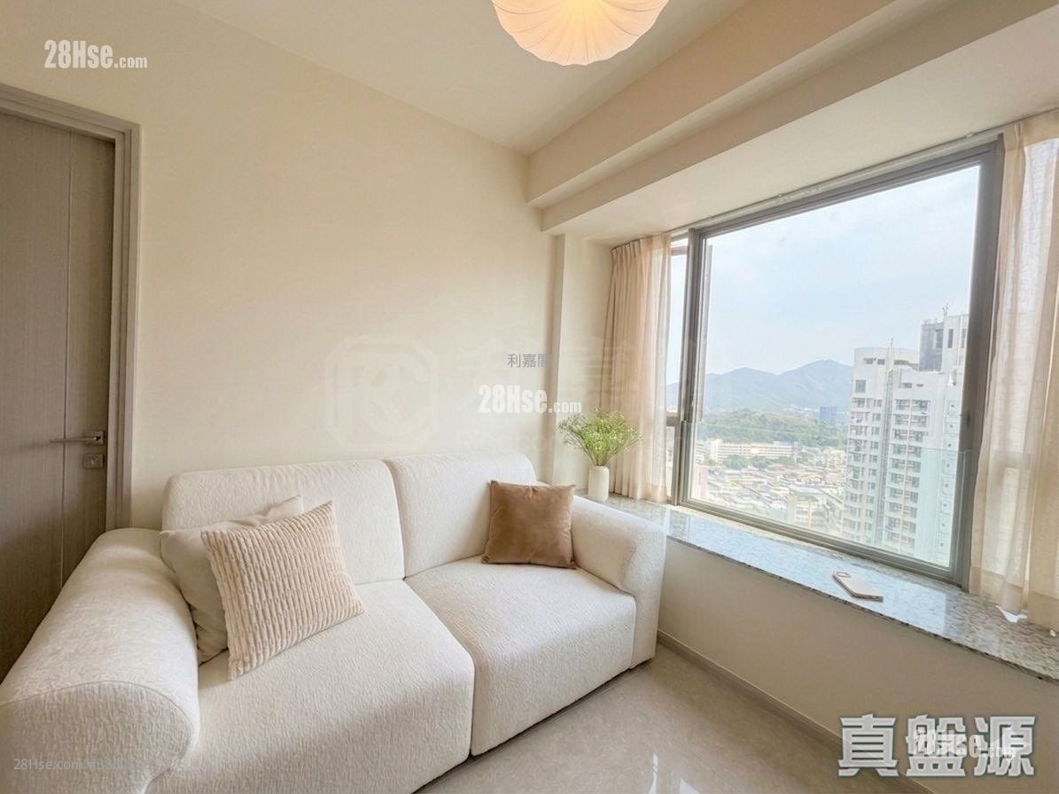 Yuccie Square Sell 2 Bedrooms , 1 Bathroom 427 ft²