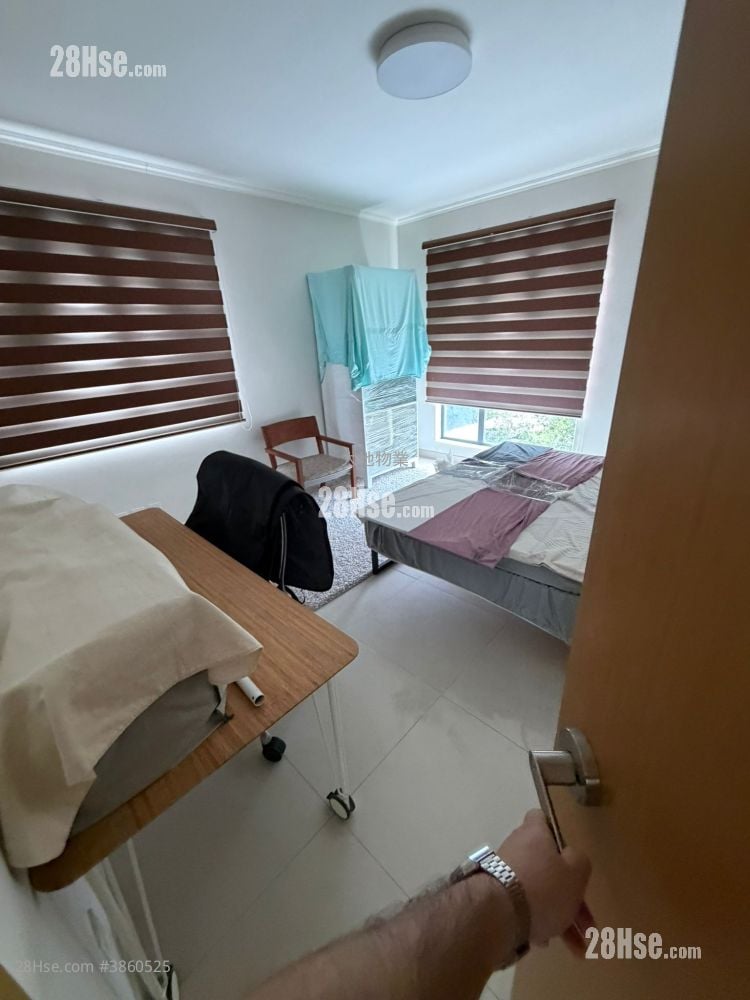 Shui Lau Tin Tsuen Rental 4 Bedrooms , 4 Bathrooms 2,100 ft²
