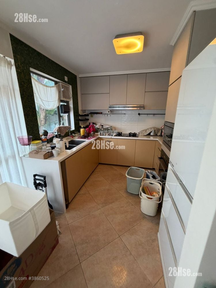 Shui Lau Tin Tsuen Rental 4 Bedrooms , 4 Bathrooms 2,100 ft²