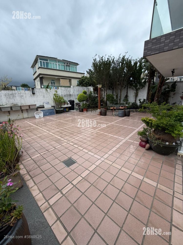 Shui Lau Tin Tsuen Rental 4 Bedrooms , 4 Bathrooms 2,100 ft²
