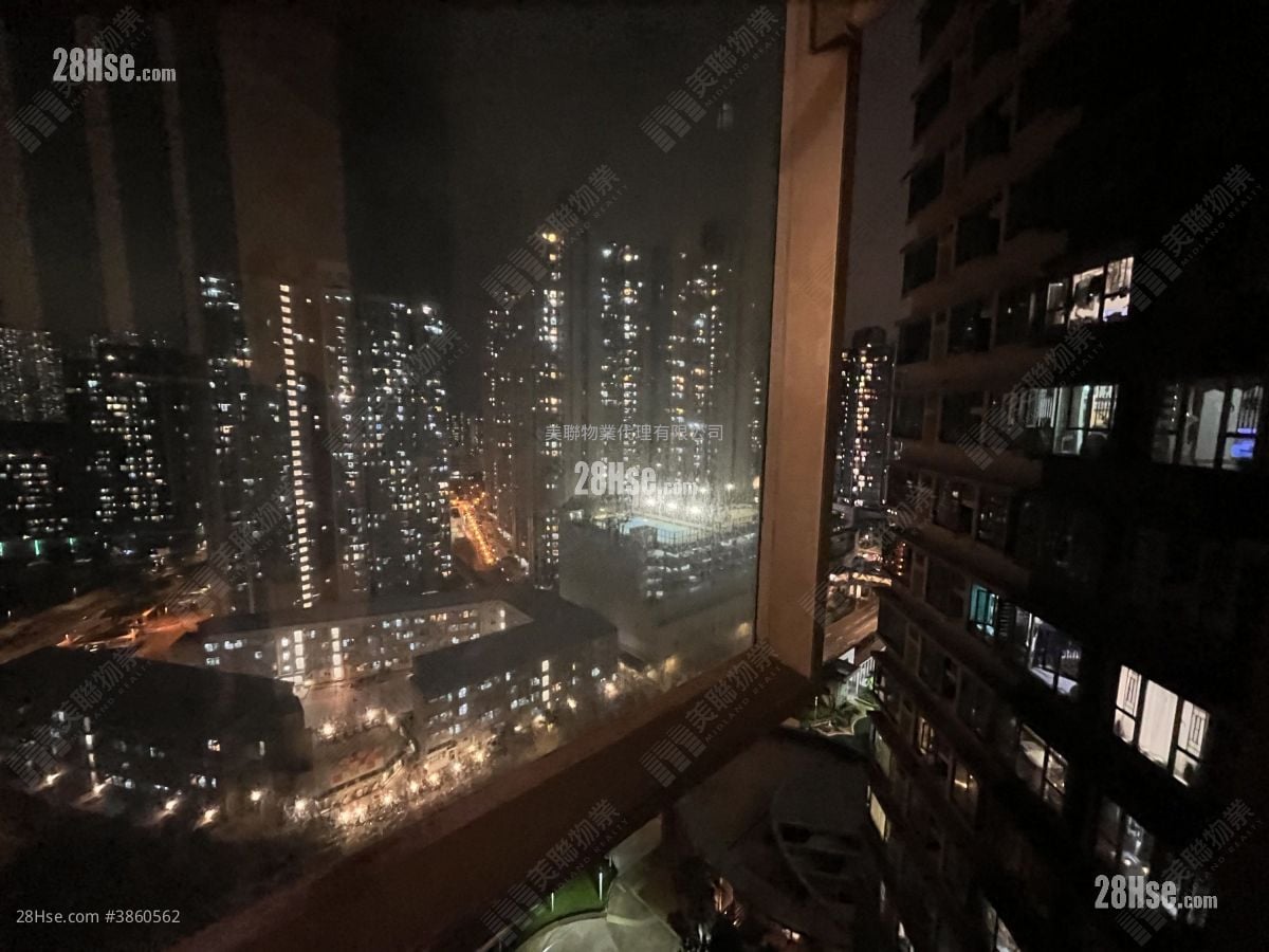 Tseung Kwan O Plaza Sell 2 Bedrooms , 1 Bathroom 414 ft²