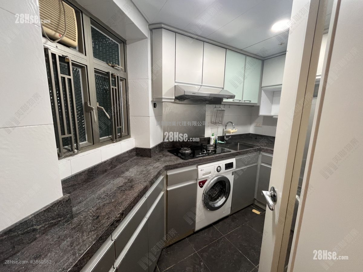 Tseung Kwan O Plaza Sell 2 Bedrooms , 1 Bathroom 414 ft²