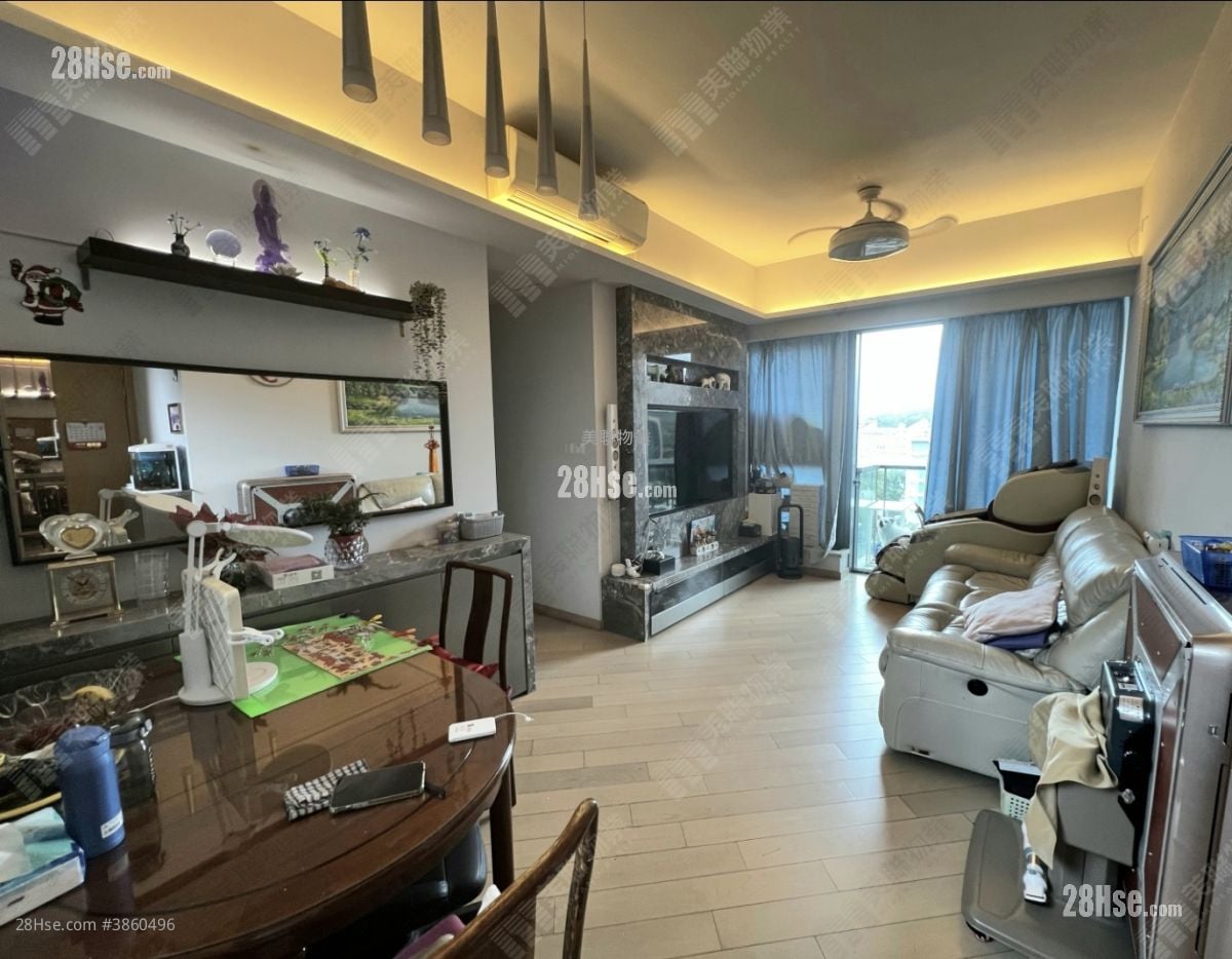 Mount One Sell 3 Bedrooms , 2 Bathrooms 846 ft²