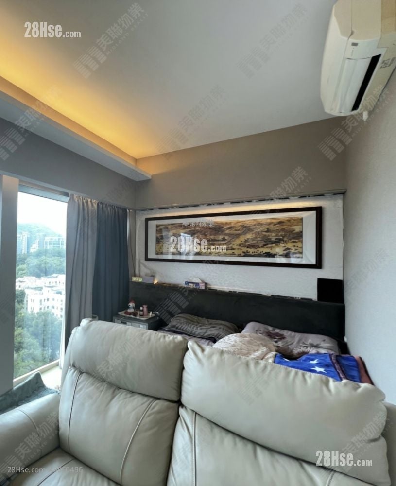 Mount One Sell 3 Bedrooms , 2 Bathrooms 846 ft²
