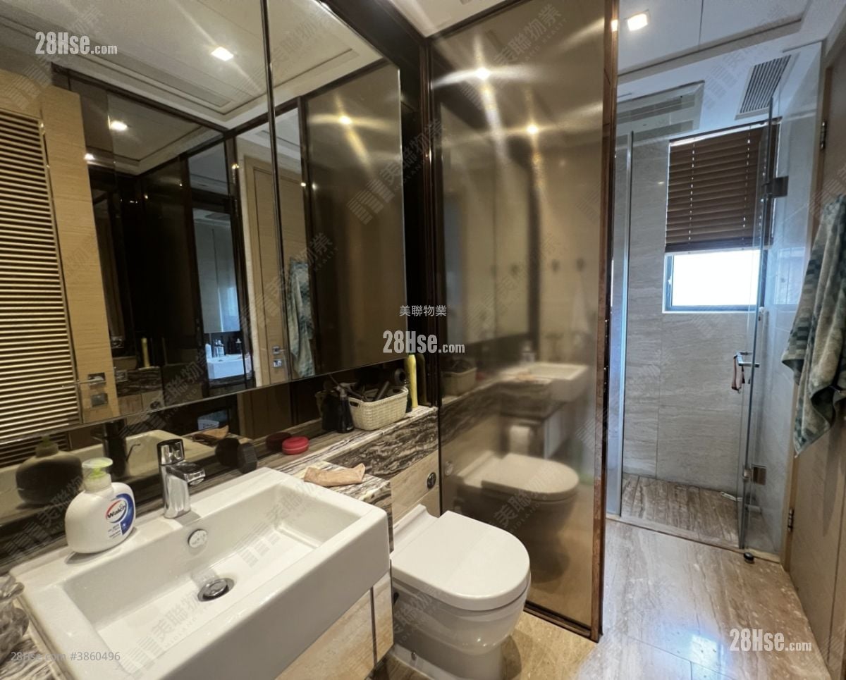 Mount One Sell 3 Bedrooms , 2 Bathrooms 846 ft²
