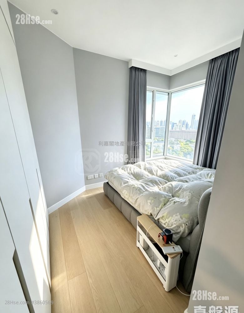 聖佐治大廈 售盤 3 房 982 平方呎