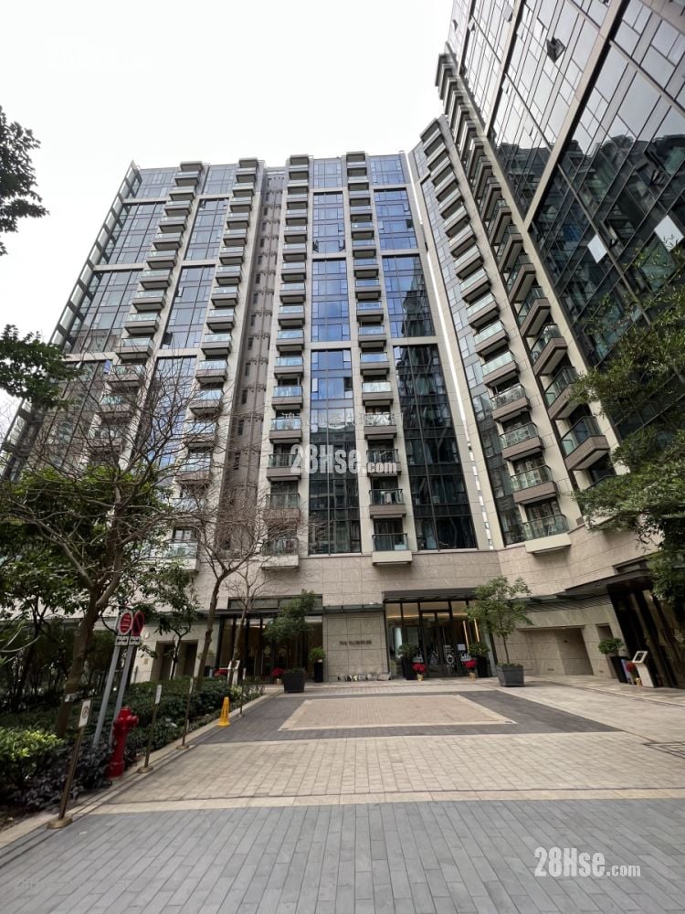 One Homantin Sell 2 Bedrooms , 1 Bathroom 493 ft²