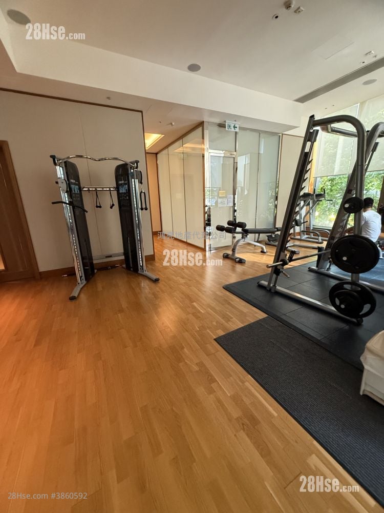 One Homantin Sell 2 Bedrooms , 1 Bathroom 493 ft²