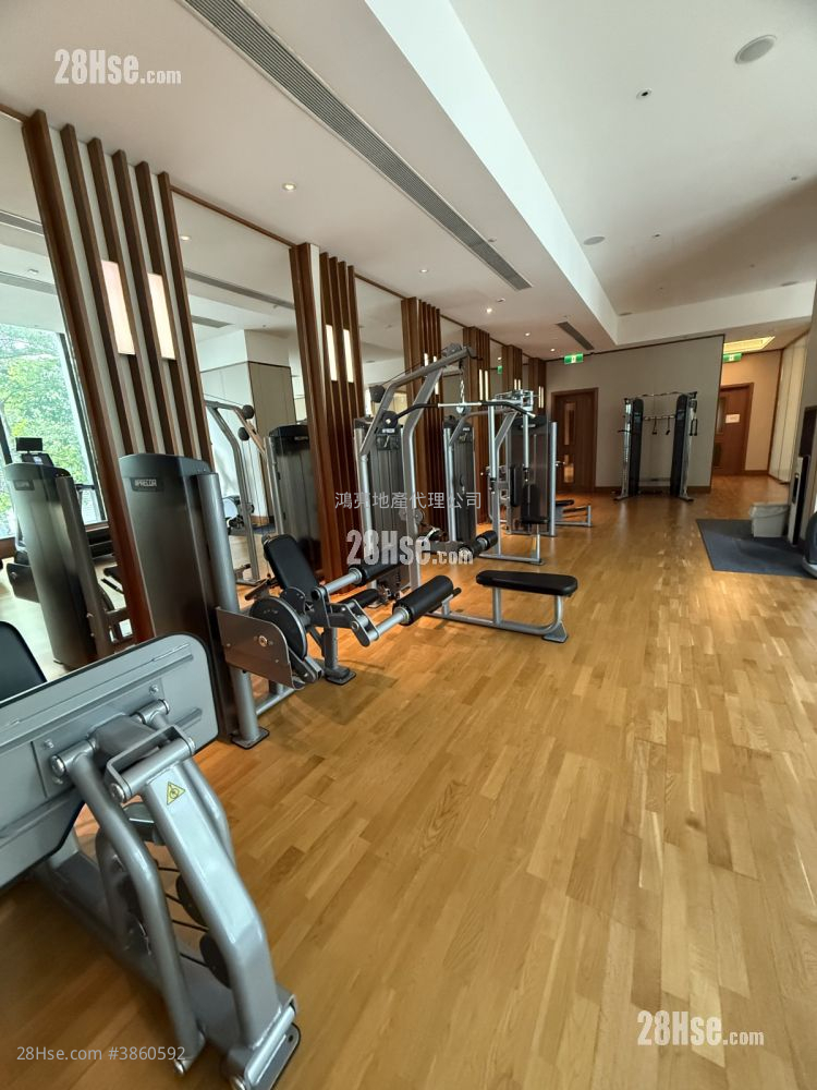 One Homantin Sell 2 Bedrooms , 1 Bathroom 493 ft²