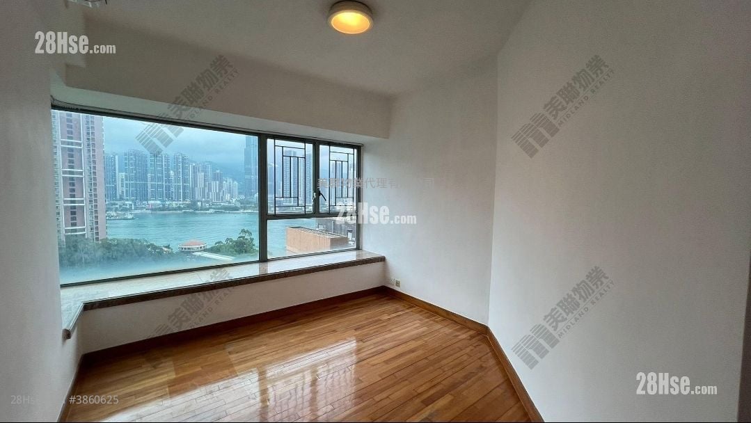 Tierra Verde Rental 3 Bedrooms , 2 Bathrooms 752 ft²
