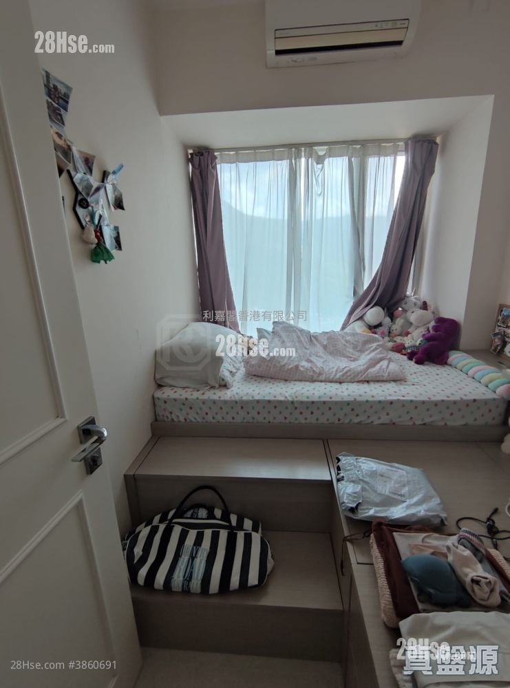 La Splendeur Of Le Prestige Rental 3 Bedrooms , 2 Bathrooms 732 ft²