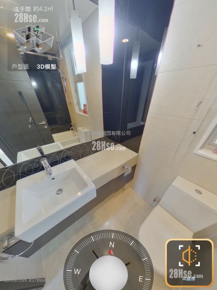Centre Place Sell 474 ft²